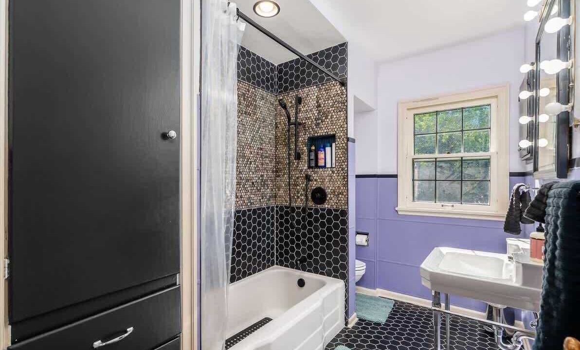 Photo of Bathroom in Clintonville