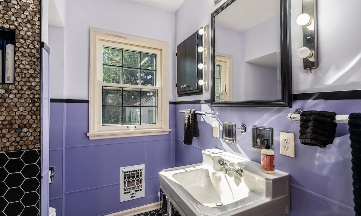 Photo of Bathroom in Clintonville