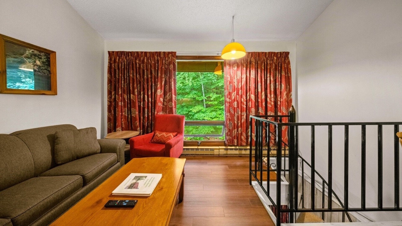Photo of Livingroom in Stoneham