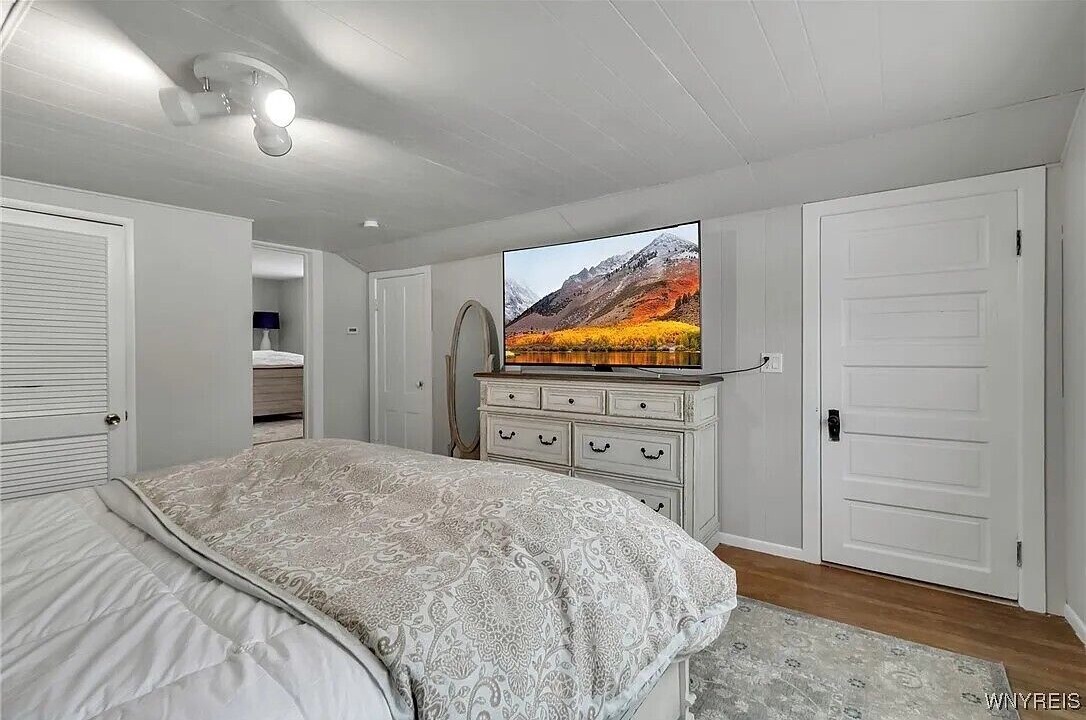 Photo of Bedroom in Orchard Park