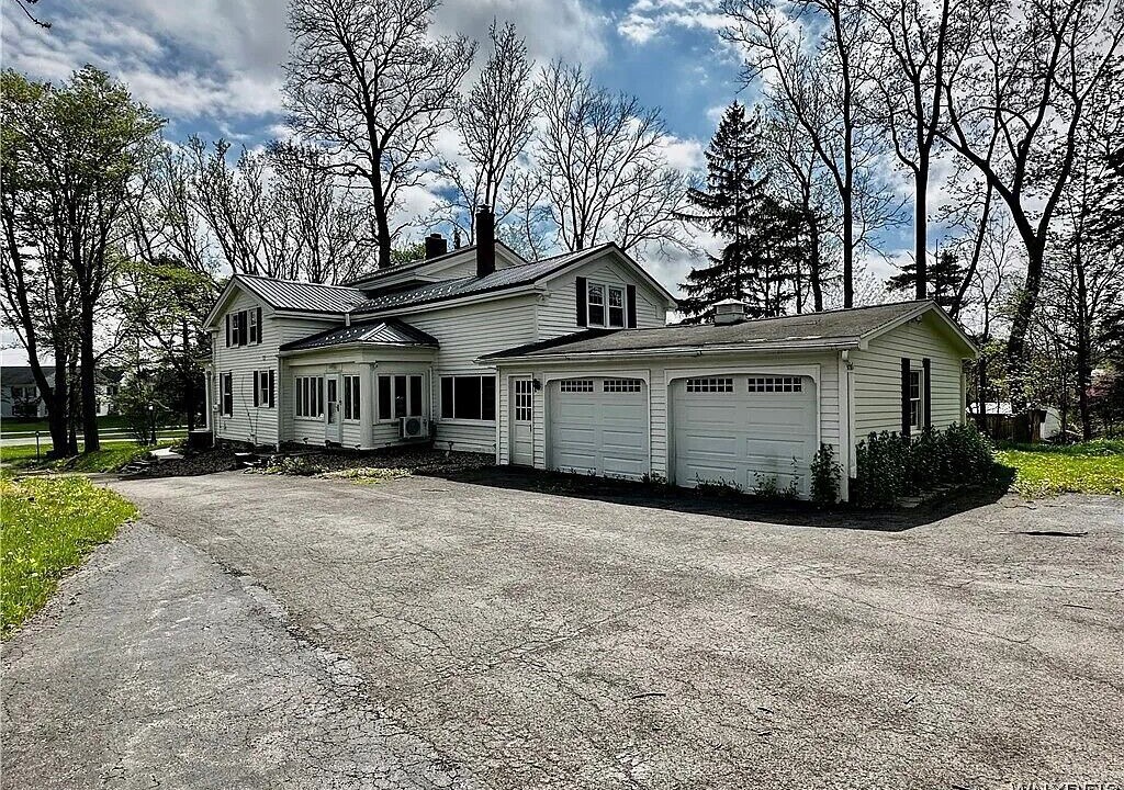 Photo of Outdoor in Orchard Park