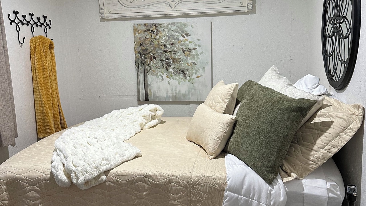 Photo of Bedroom in Cecil