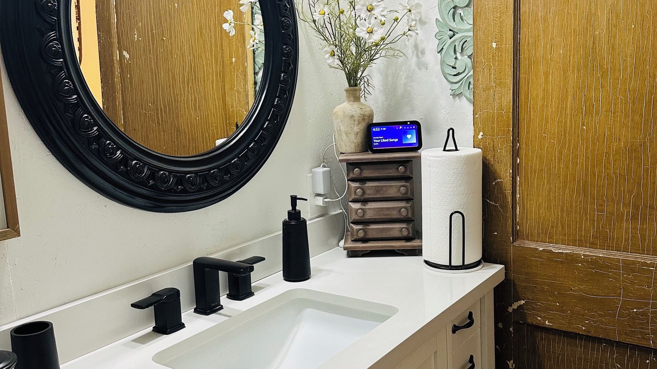 Photo of Bathroom in Cecil