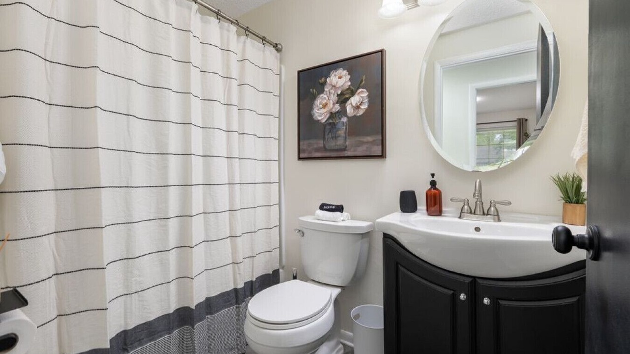 Photo of Bathroom in Reynoldsburg