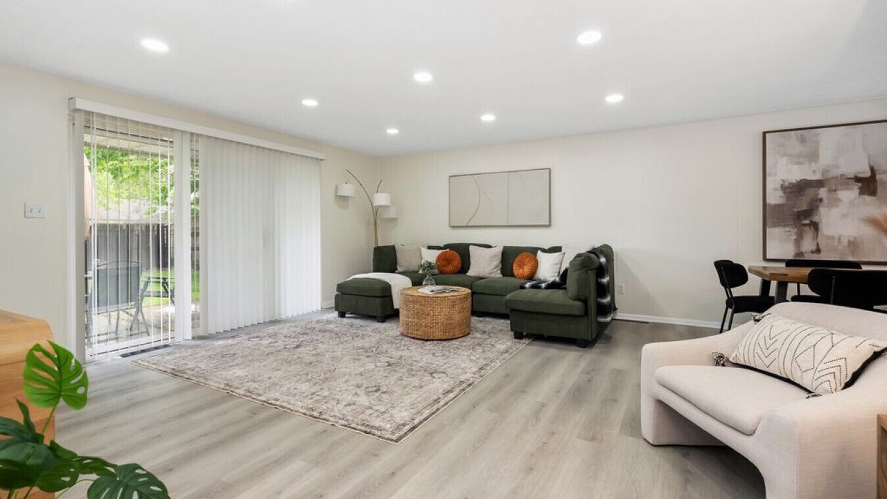 Photo of Livingroom in Reynoldsburg