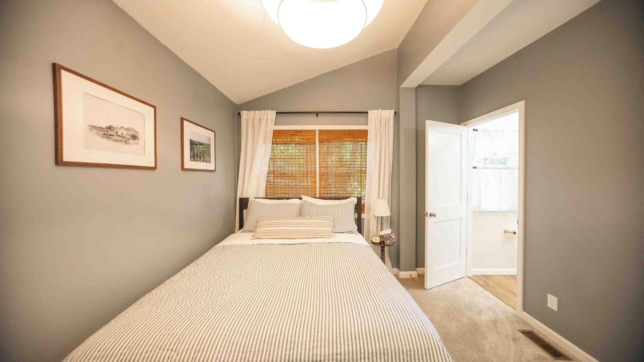 Photo of Bedroom in Carlton