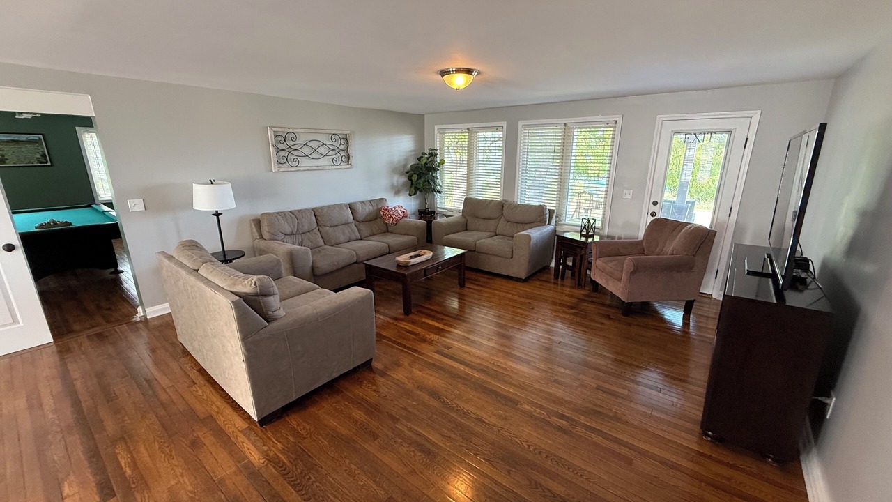 Photo of Livingroom in Hammondsport