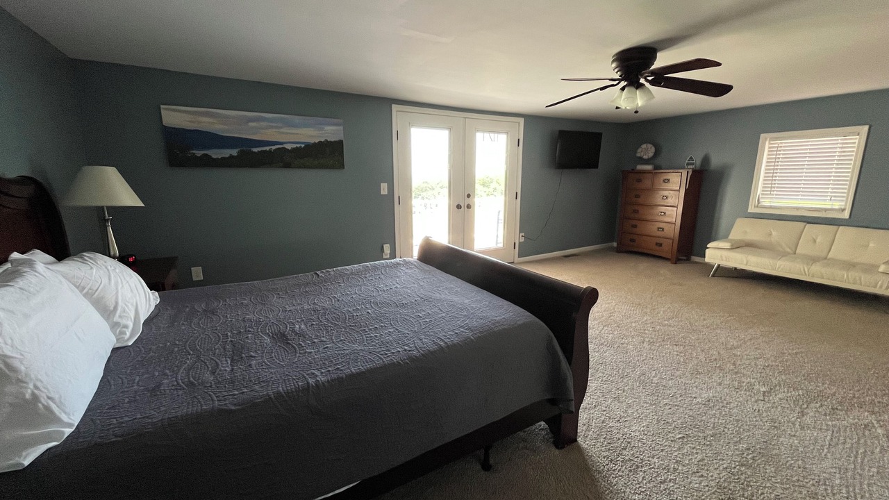 Photo of Bedroom in Hammondsport