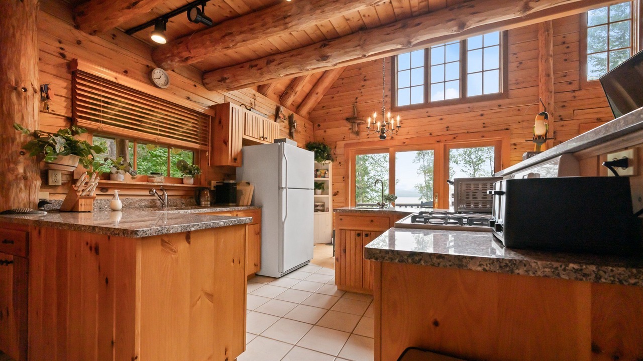 Photo of Kitchen in Rangeley Plantation