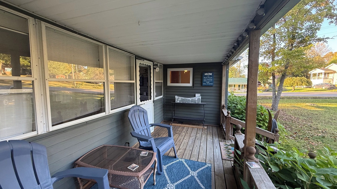 Photo of Patio Balcony in Canadohta Lake