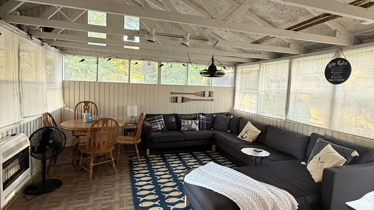 Photo of Livingroom in Canadohta Lake