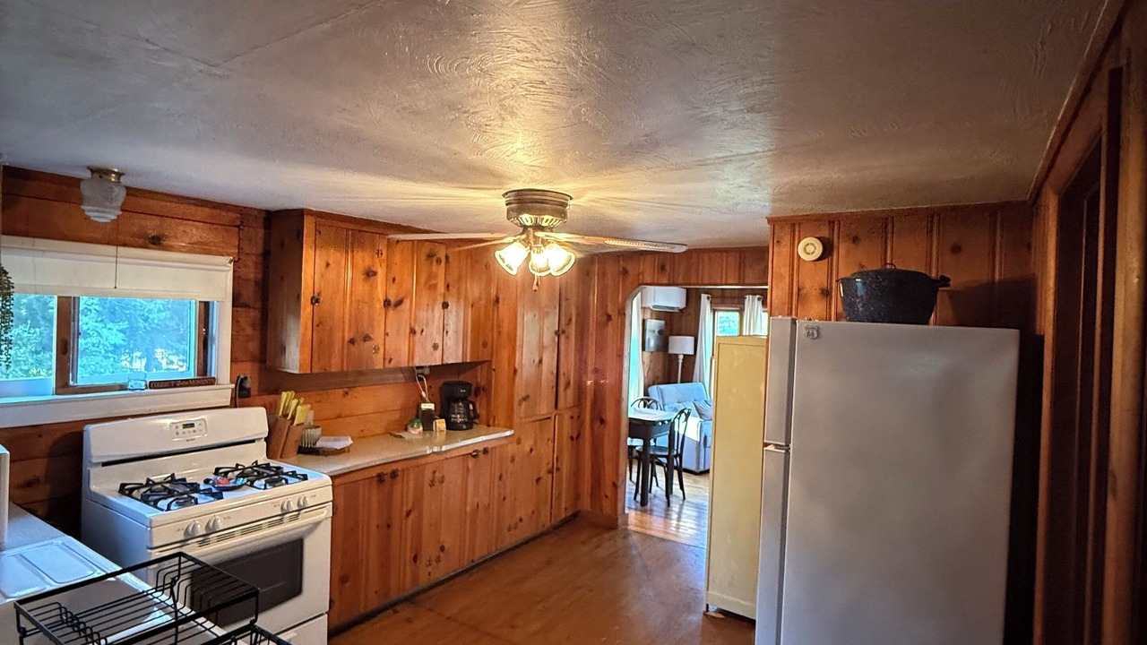 Photo of Kitchen in Canadohta Lake