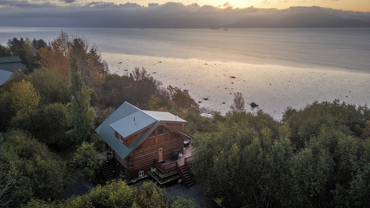 Photo of Others in Homer