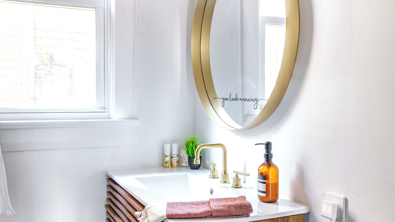 Photo of Bathroom in Short North