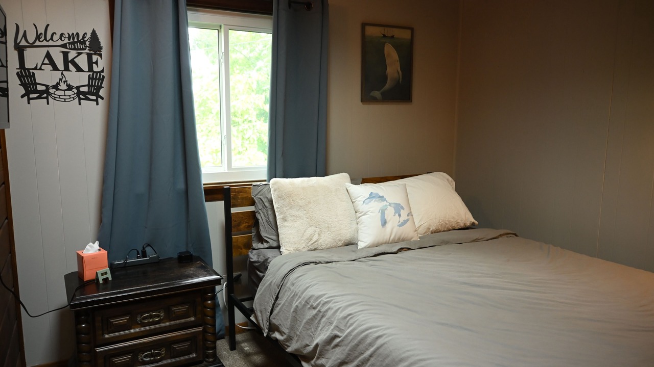 Photo of Bedroom in Lake Breeze Park