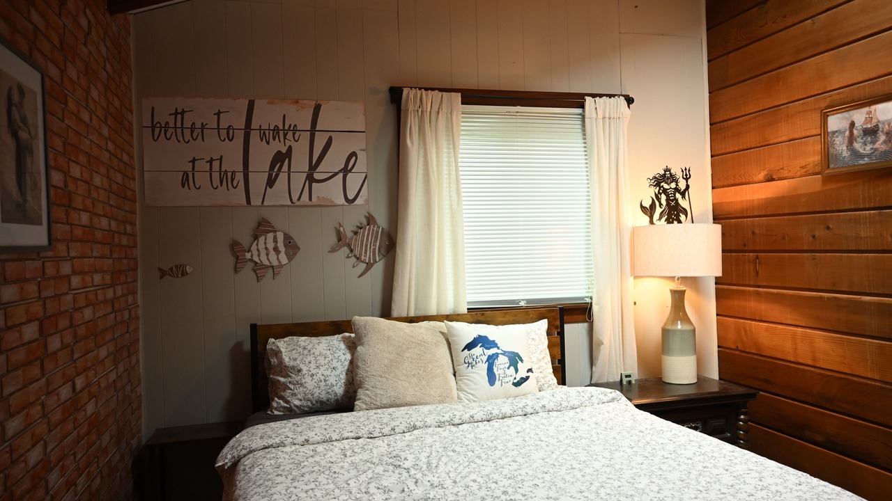 Photo of Bedroom in Lake Breeze Park