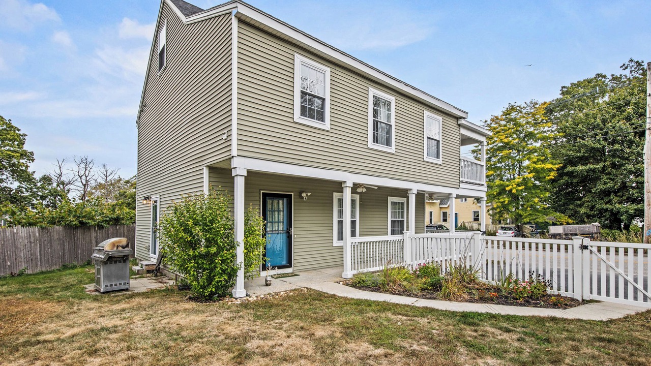 Photo of Outdoor in Knightville