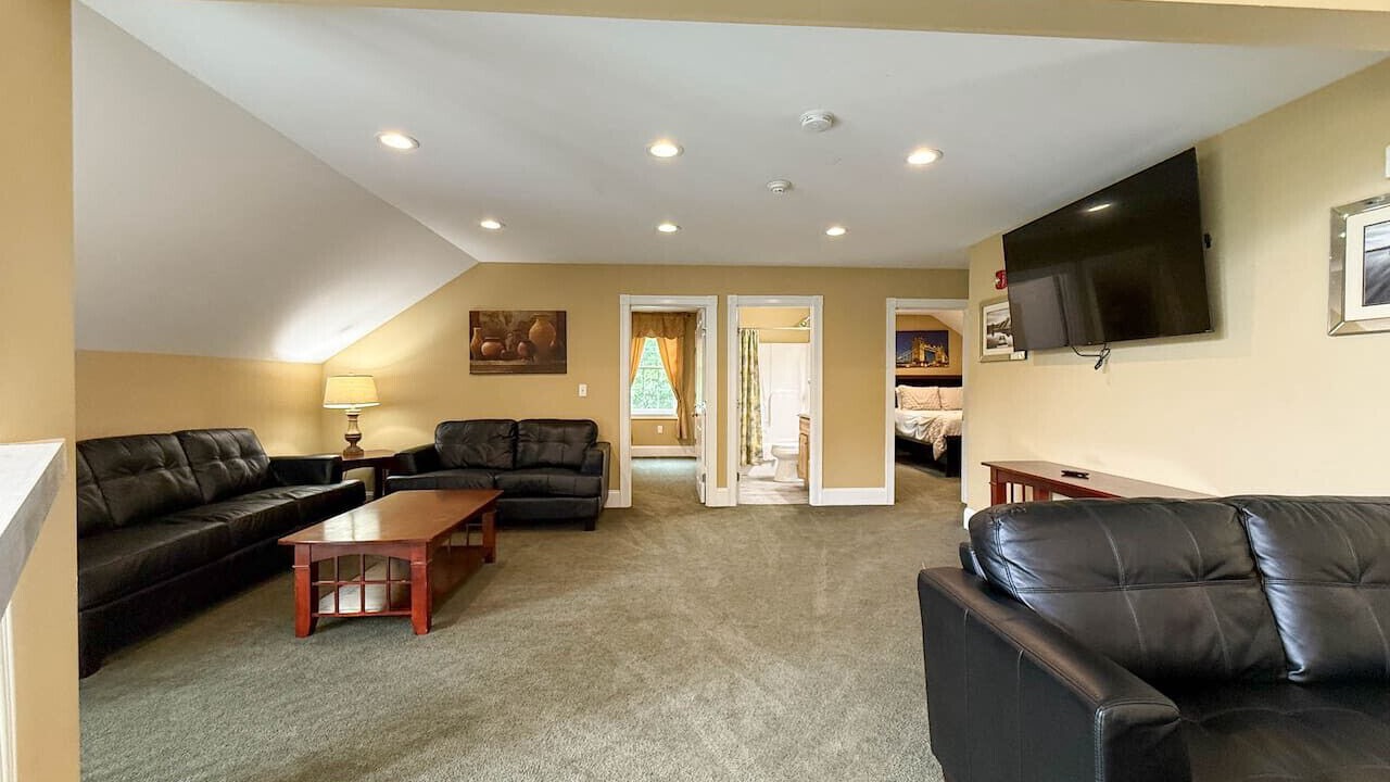 Photo of Livingroom in North Conway