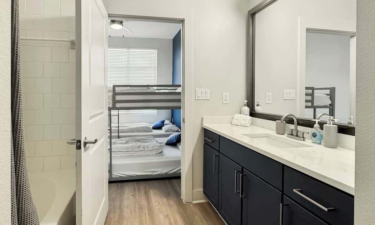 Photo of Bathroom in Deep Ellum