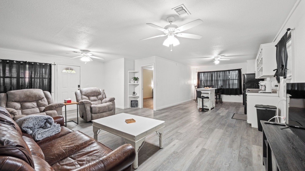 Photo of Livingroom in Valliant