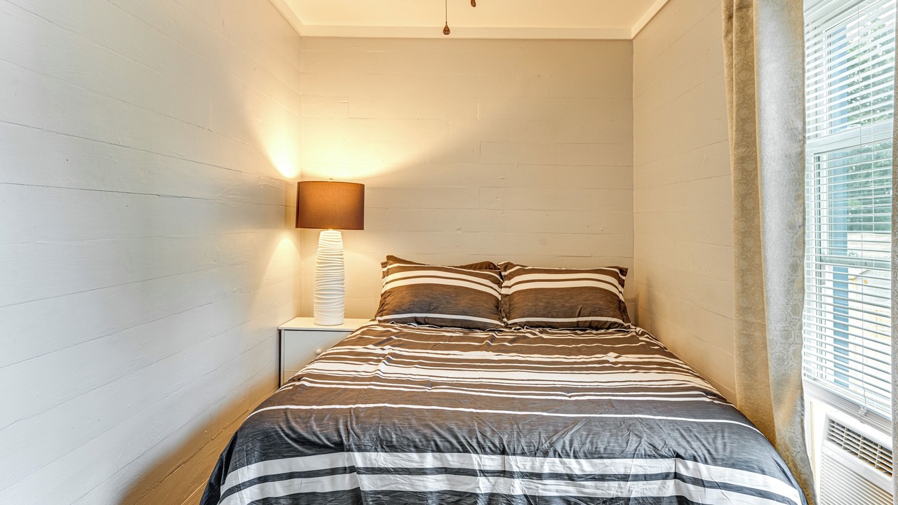 Photo of Bedroom in Seneca Falls