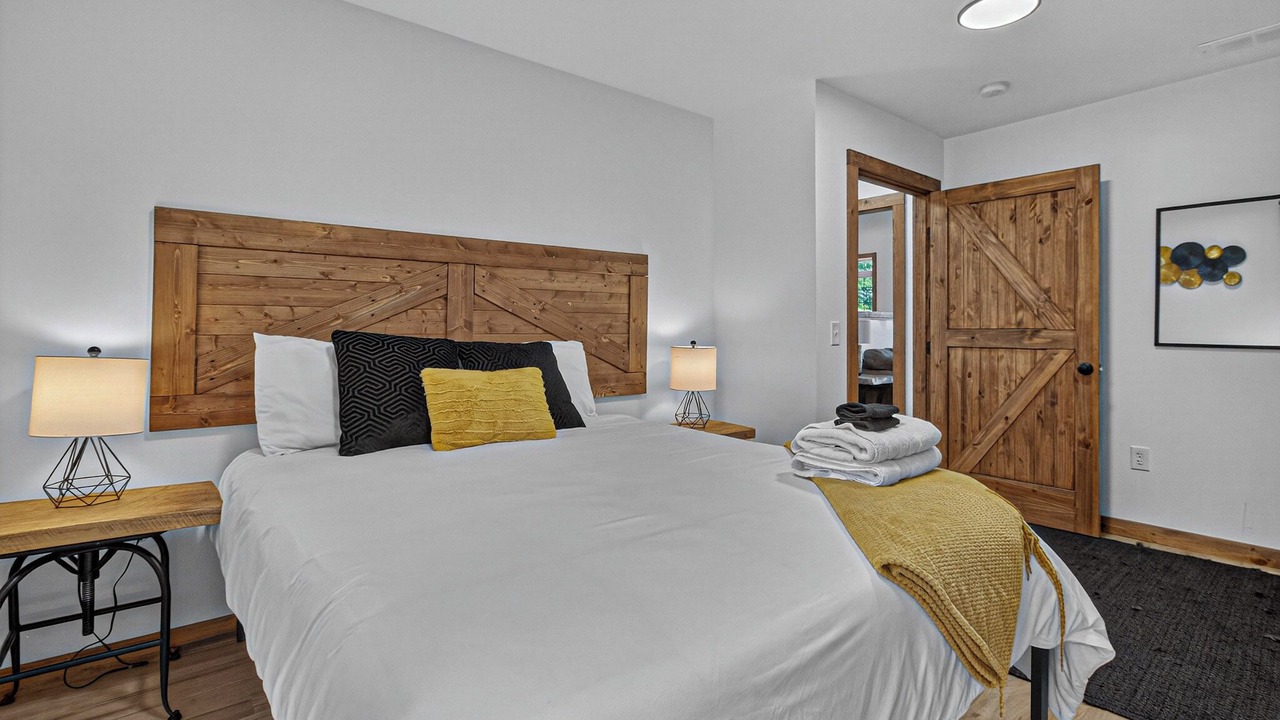 Photo of Bedroom in Hammondsport