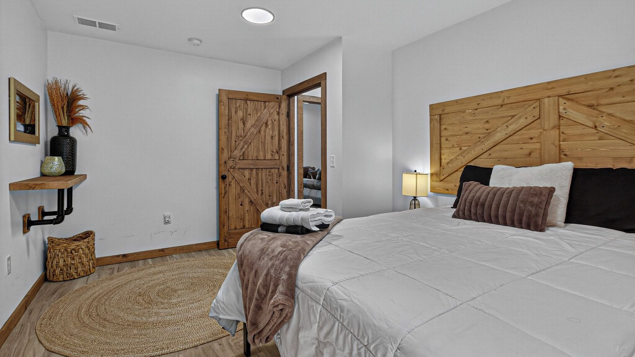 Photo of Bedroom in Hammondsport