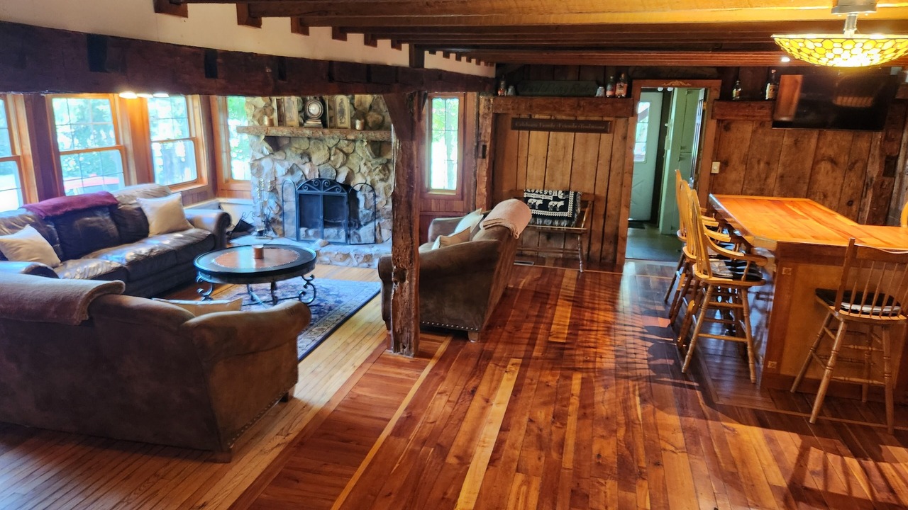 Photo of Livingroom in Spring Creek