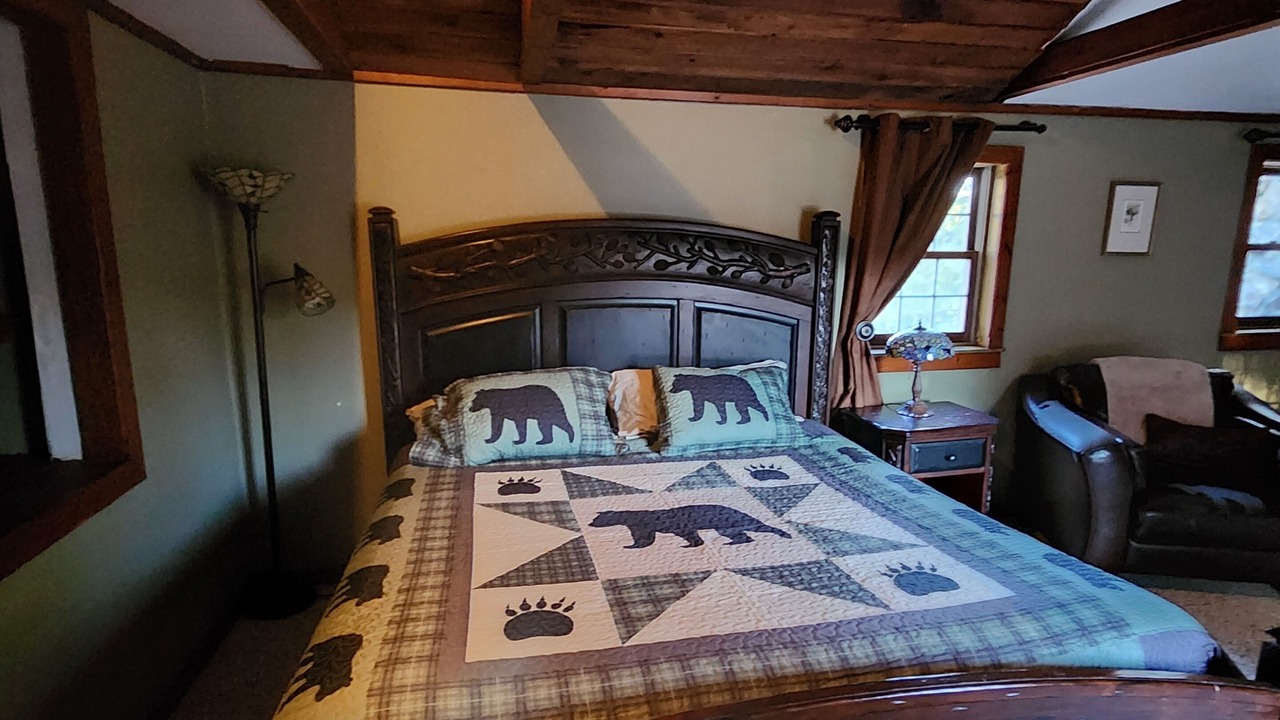 Photo of Bedroom in Spring Creek