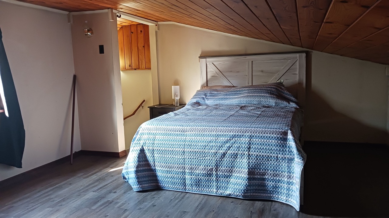 Photo of Bedroom in Queen