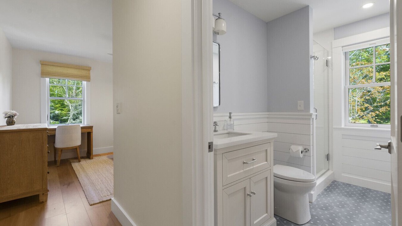 Photo of Bathroom in East Boothbay