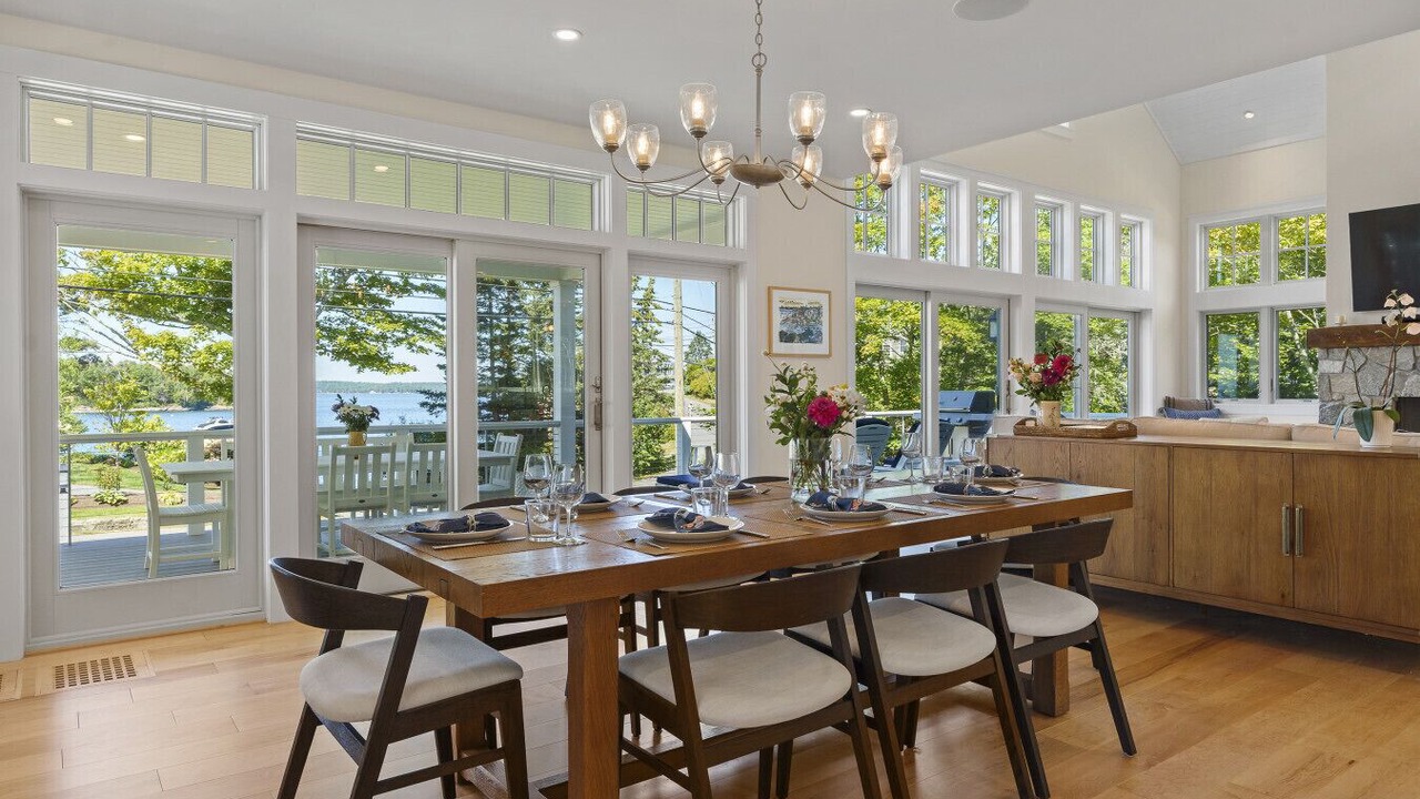 Photo of Livingroom in East Boothbay