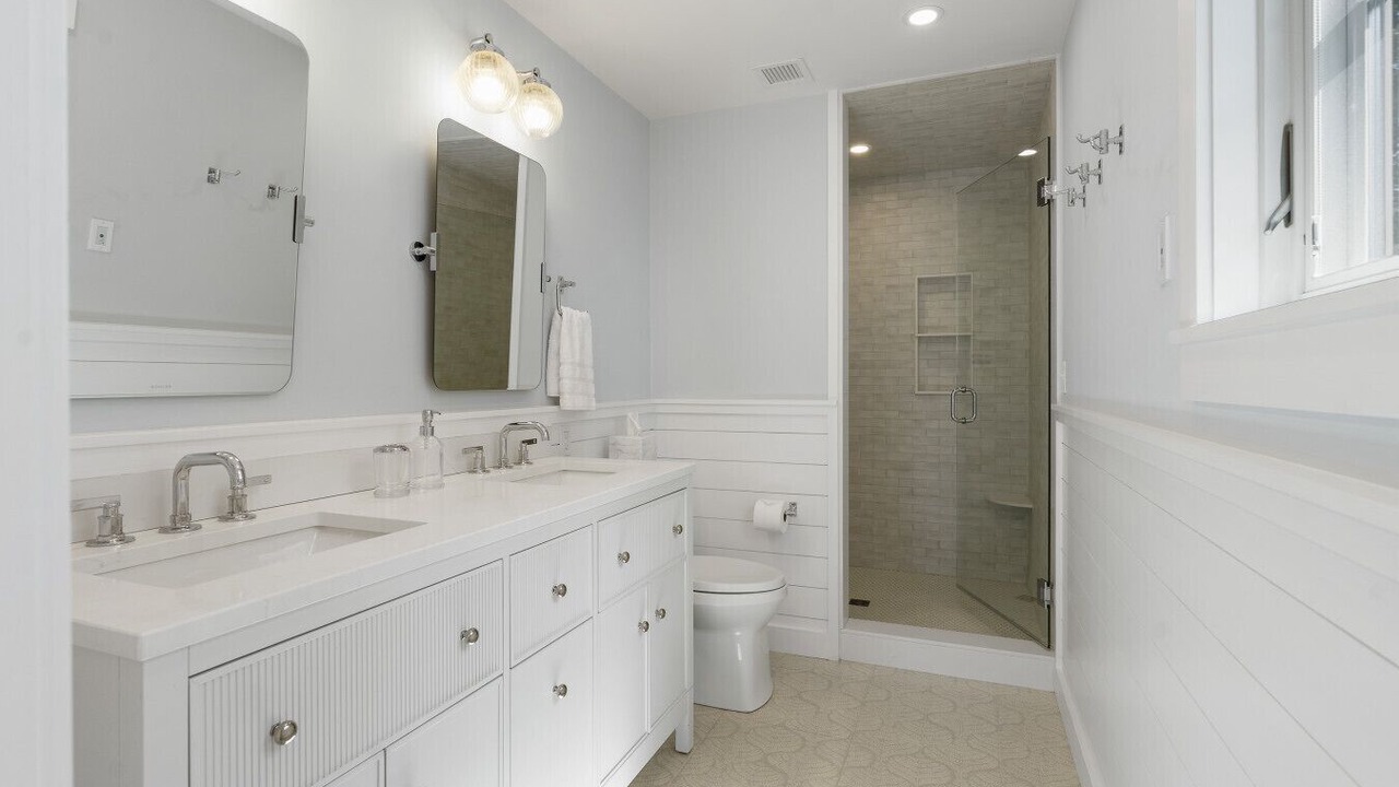 Photo of Bathroom in East Boothbay