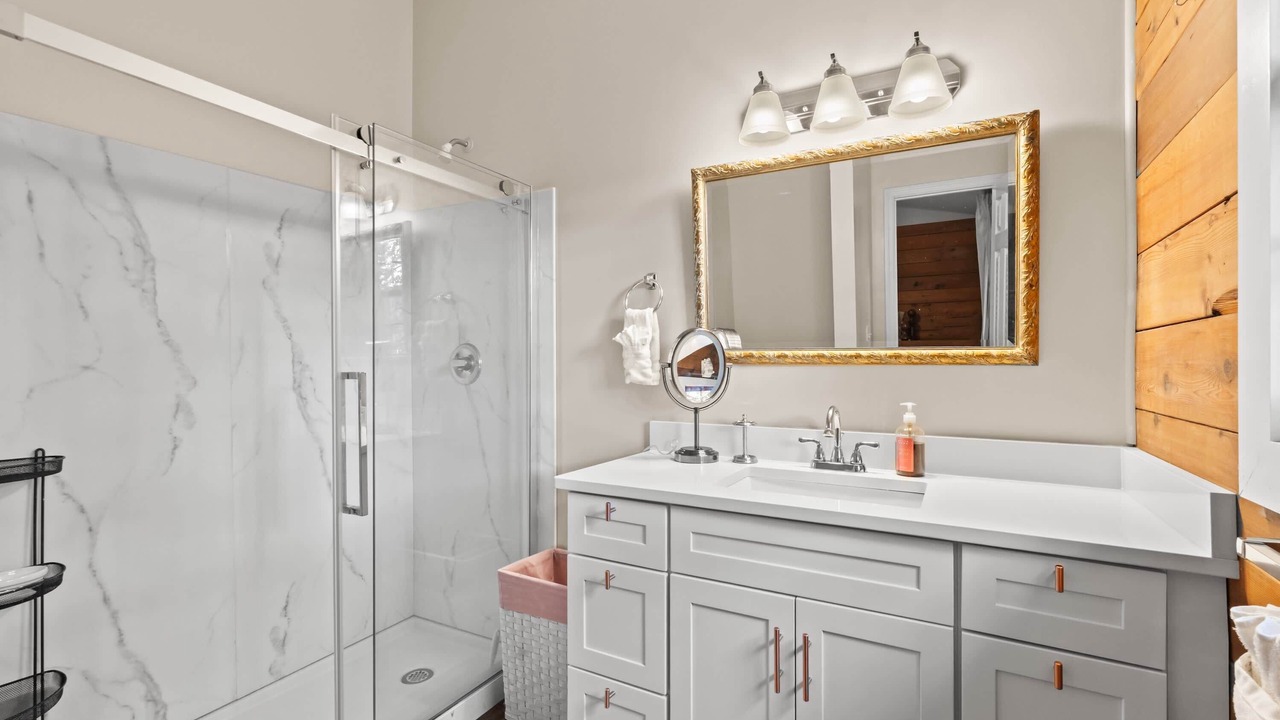 Photo of Bathroom in Highlands Hills