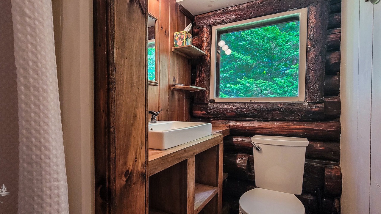 Photo of Bathroom in Boothbay Harbor