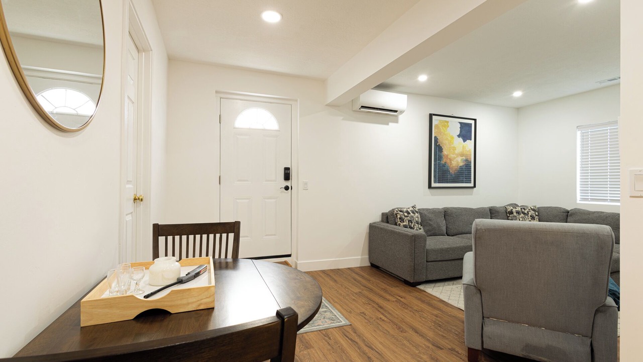 Photo of Livingroom in Murray