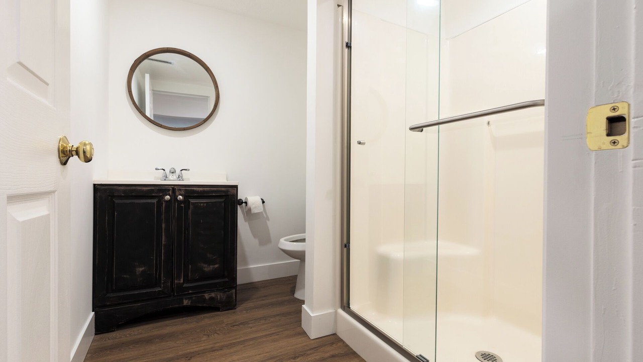 Photo of Bathroom in Murray