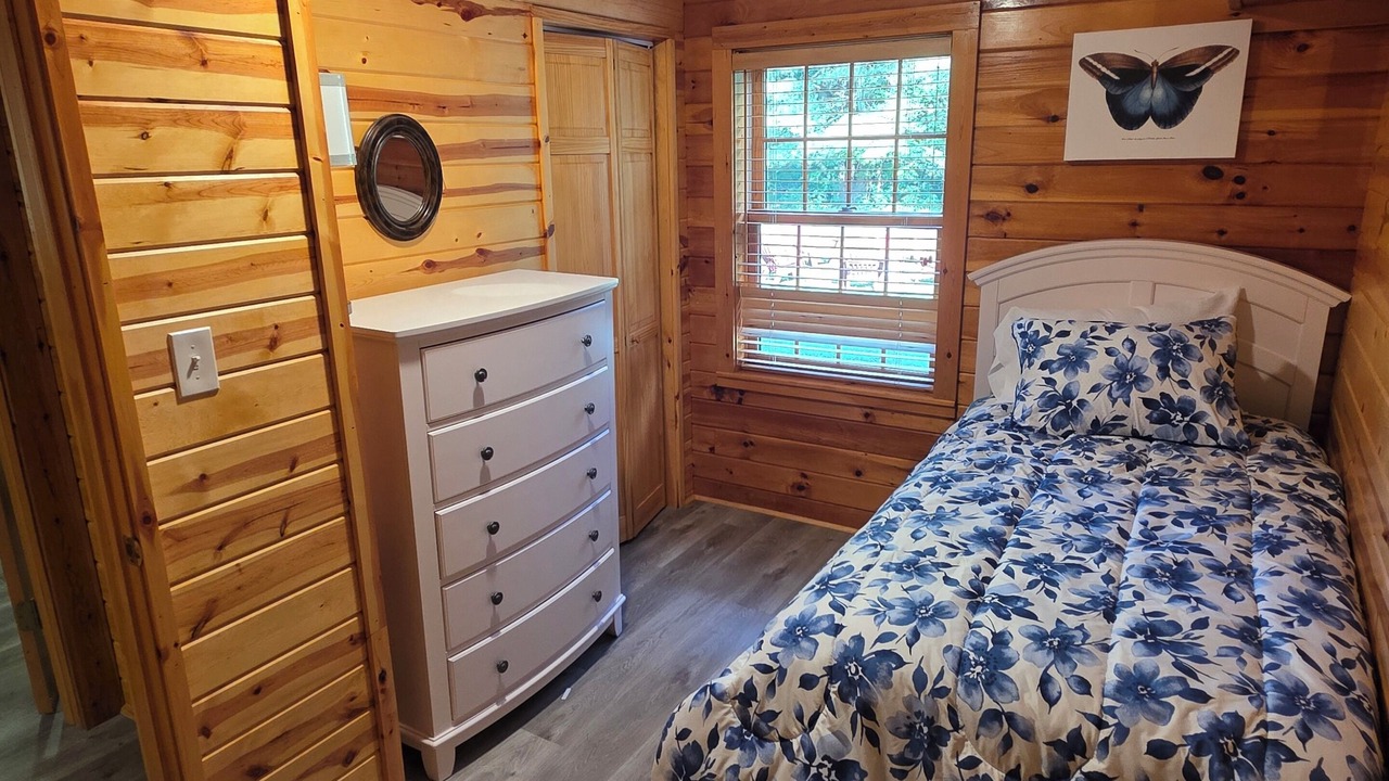 Photo of Bedroom in Mayville