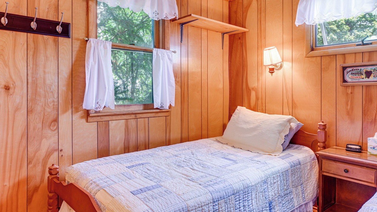 Photo of Bedroom in Town of Jerusalem