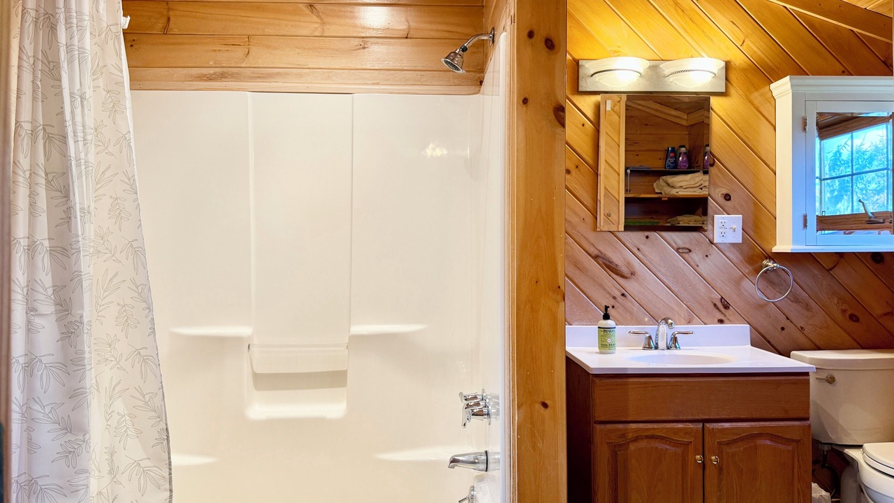 Photo of Bathroom in Ellicottville