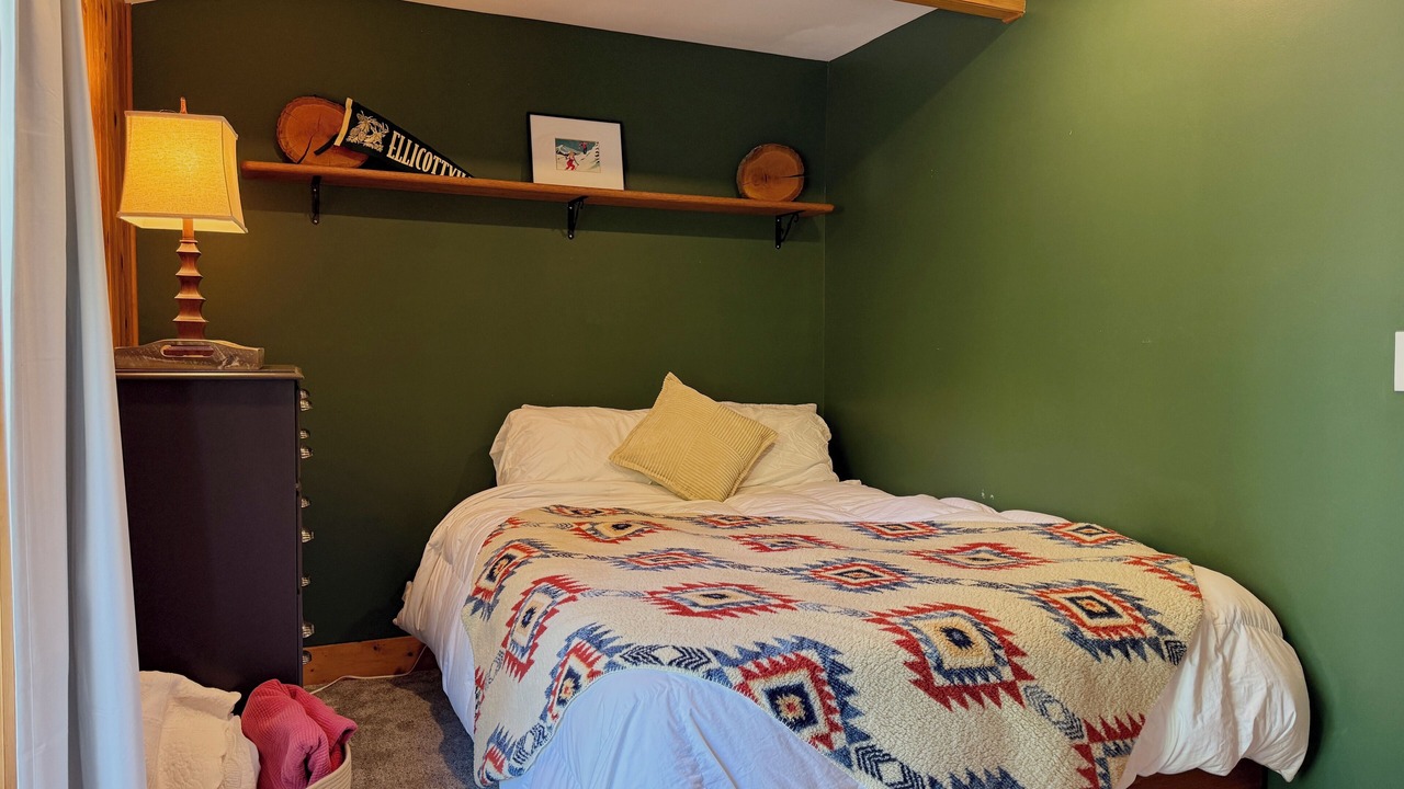 Photo of Bedroom in Ellicottville