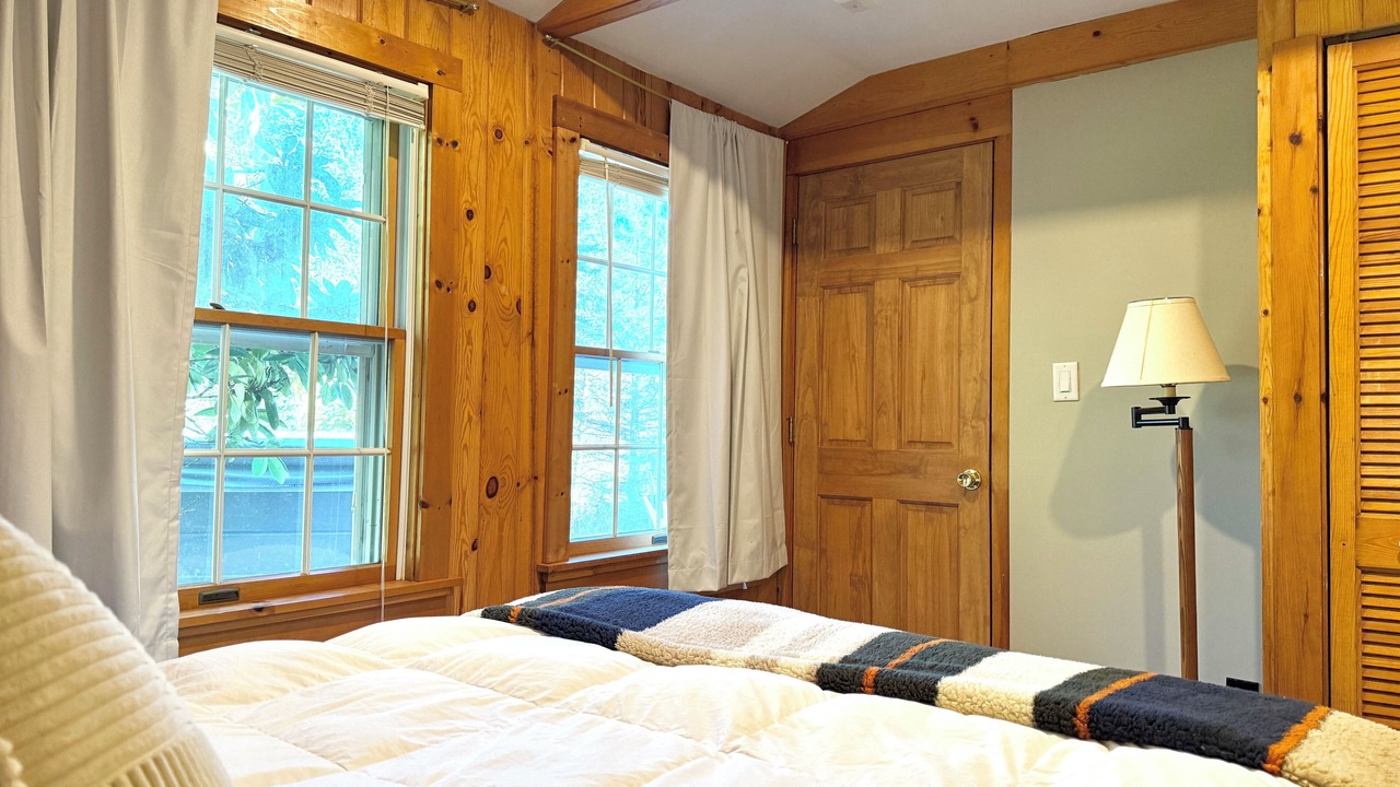 Photo of Bedroom in Ellicottville