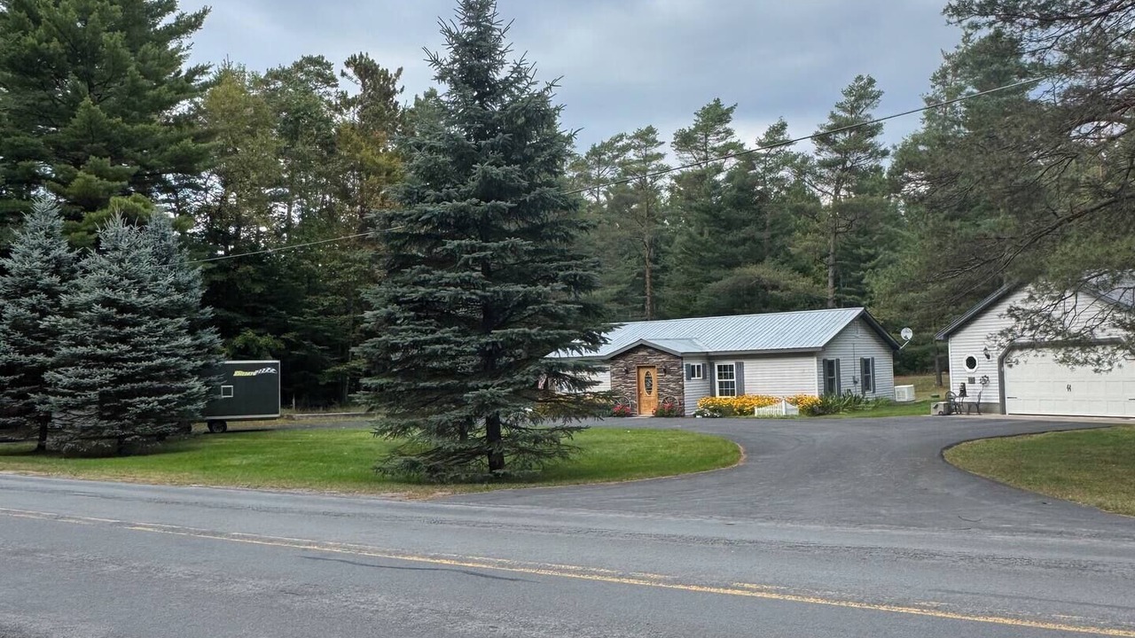 Photo of Outdoor in Brantingham
