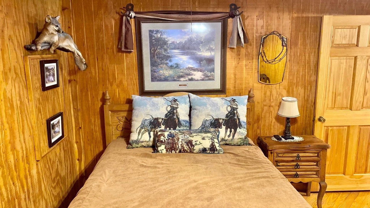 Photo of Bedroom in Yantis
