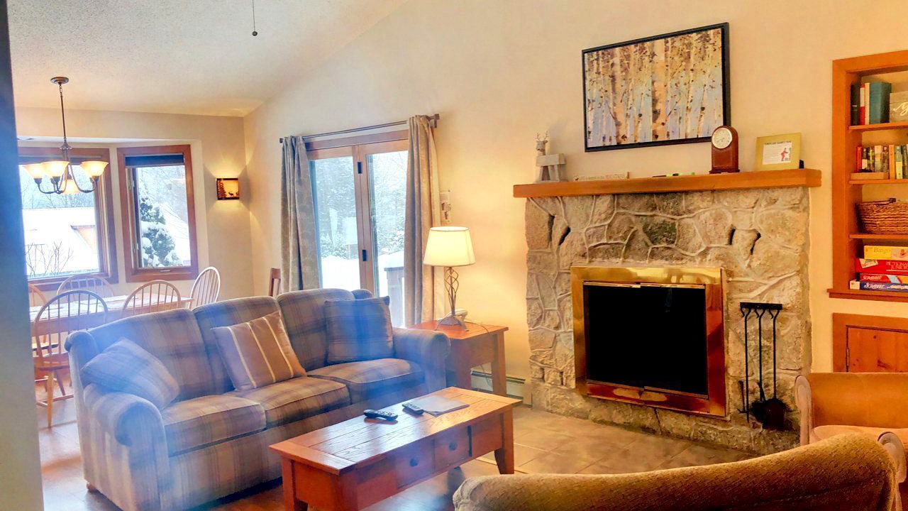 Photo of Livingroom in Carroll