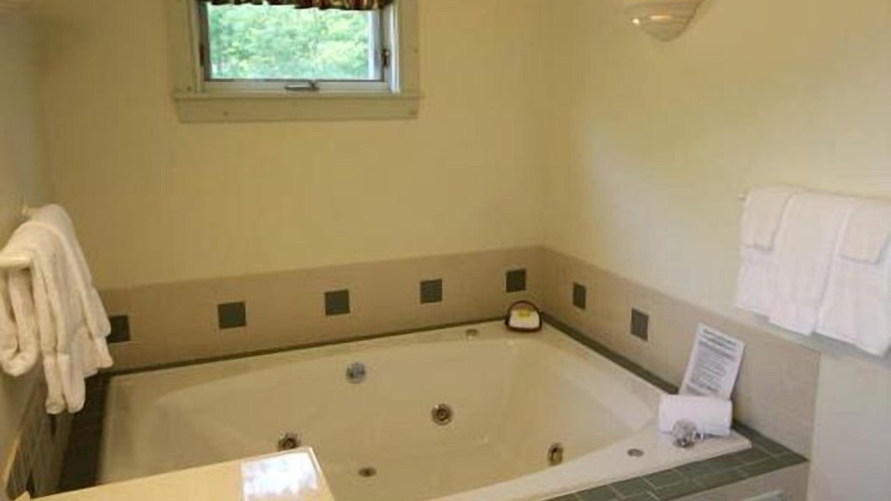 Photo of Bathroom in Hallowell