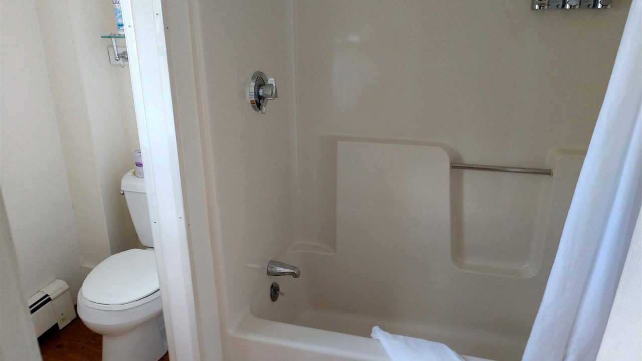 Photo of Bathroom in Hallowell