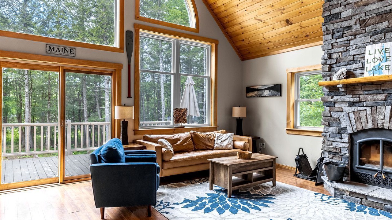Photo of Livingroom in Dover-Foxcroft