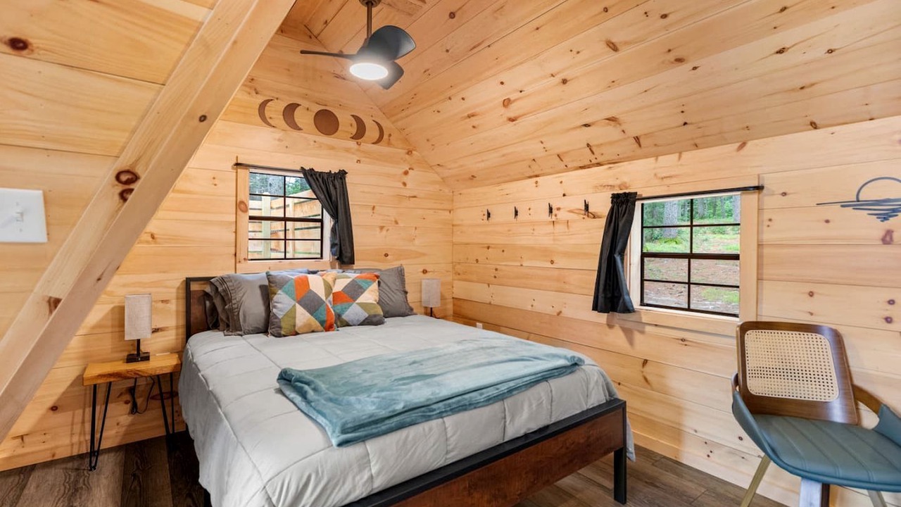 Photo of Bedroom in Oxford