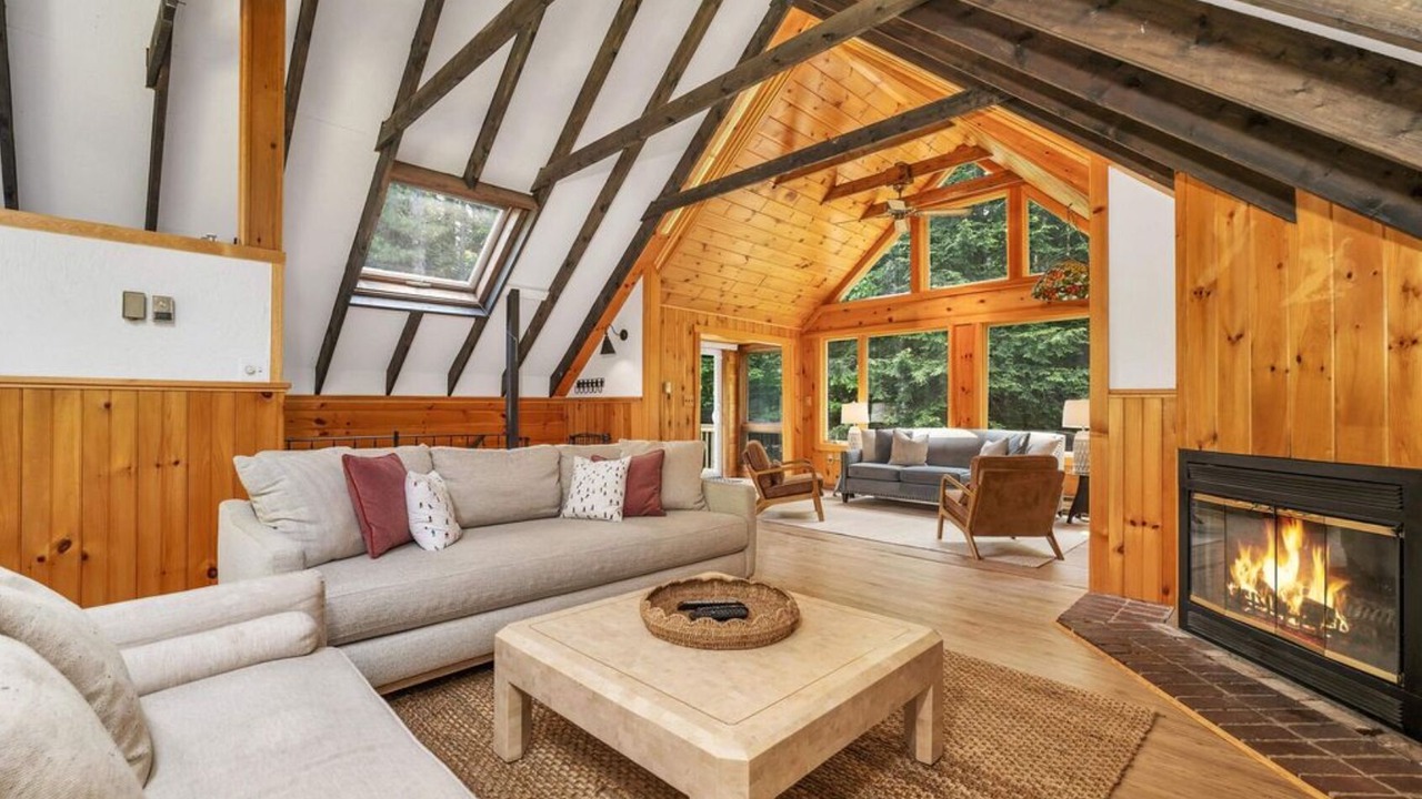 Photo of Livingroom in West Bridgton